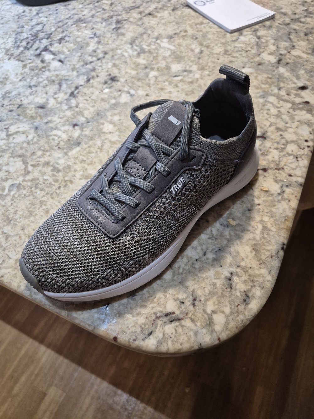 Golf Shoes - Picture 2 of 4